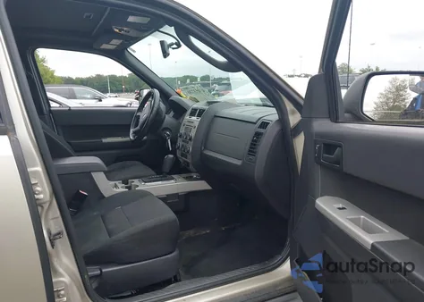 2010 Ford Escape Xlt из США, поврежденный, VIN 1FMCU9DG1AKA53630